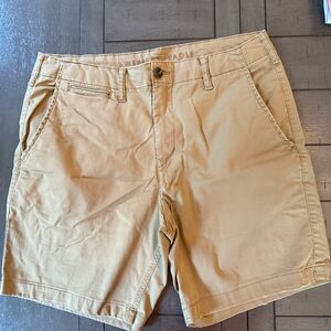 American Eagle Outfitters Men's Khaki Shorts